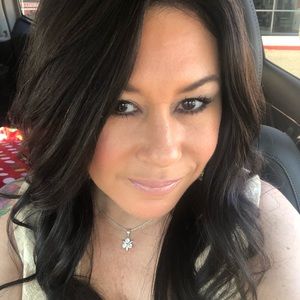 Meet your Posher, Michele